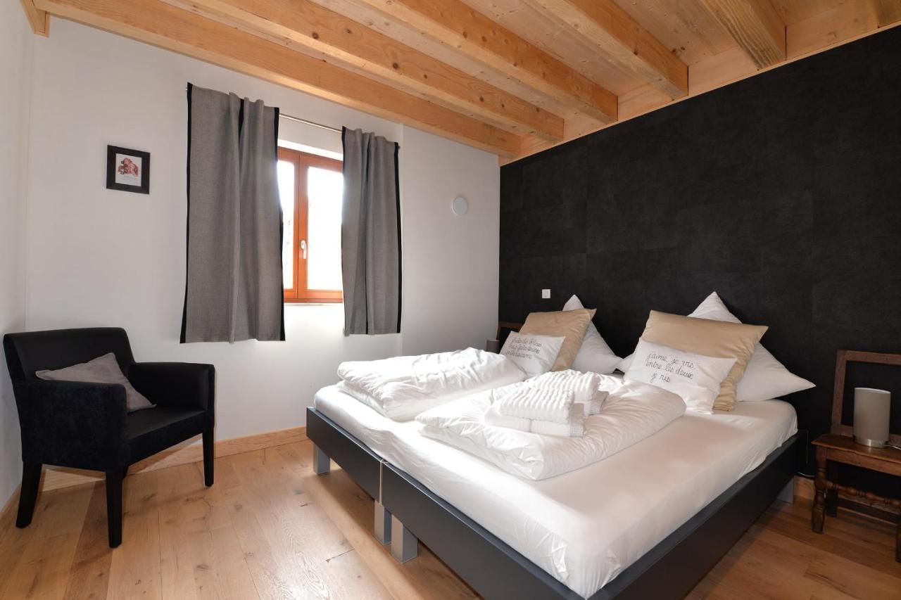 Les Granges Modernes Villa Bruebach Bagian luar foto