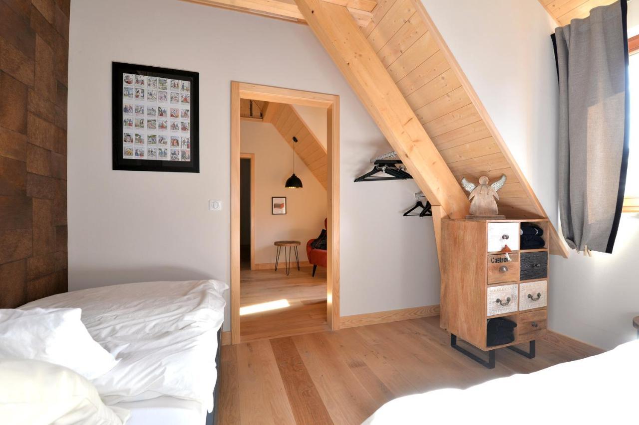 Les Granges Modernes Villa Bruebach Bagian luar foto