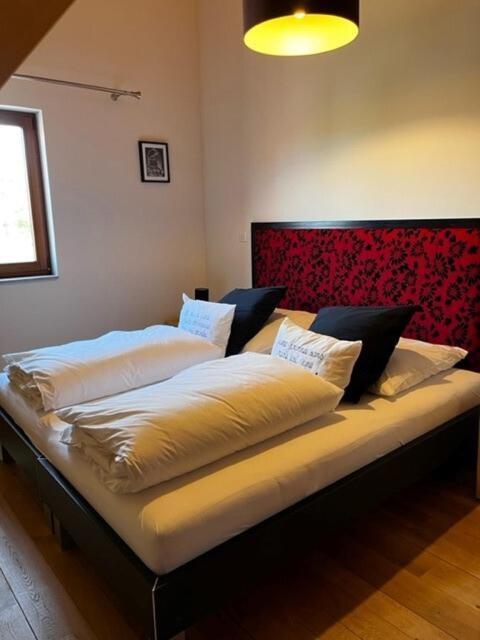 Les Granges Modernes Villa Bruebach Ruang foto